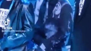 رقص گردن با هنرنمایی اکسو