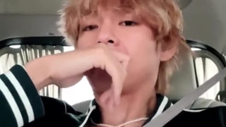 تهیونگ دو دقیقه پیش لایو بود!(کپ ترجمه حرفای تهیونگ)