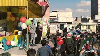 اجرای موسیقی قومیت ها در جشن روز پدر موسسه فرهنگی و هنری آوین