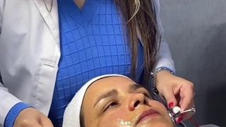 نحوه آبرسانی پوست با دستگاه هیدرودرمی