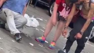 تصاویری عجیب از معتادان فیلادلفیای آمریکا که در شبکه‌های اجتماعی پربازدید شد