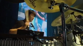 اجرای موزیکloner از گروه کره ایcnblue