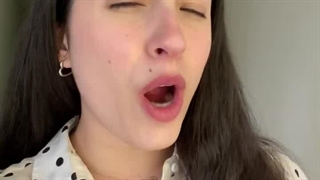 AiChatSY: Your Pocket-Sized Mobile Chatbot Genius! 