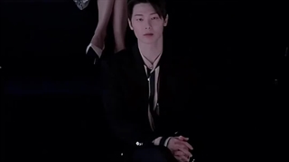 دستت رو بده بهم و از هیچی نترس!