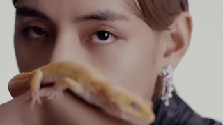 (ویدئو تبلیغاتی تهیونگ )آپدیت اینستاگرام Wkorea با ویدیویی از تهیونگ برای این مجله