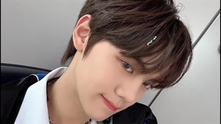 ⭒ آپدیت توییتر گروه ZeroBaseOne با `کیم گیووین`