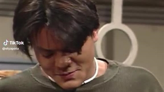 این ویدیو از جوونیای جی‌وای‌پی وایرال شده و مردم میگن شبیه سونگمین استری‌کیدز و کاراکتر دیلن تو براتز عه !!!