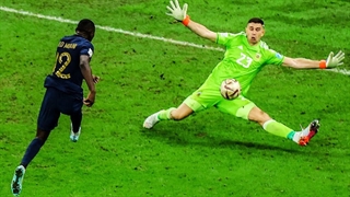 سیو هایی که تاریخ فوتبال را تغییر دادند!