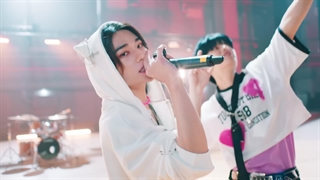 اجرا PARTY’S NOT OVER استری کیدز +زیرنویس فارسی اختصاصی