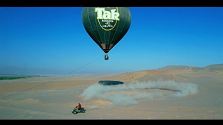 تعقیب و گریز بالن و موتور