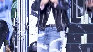 فنکم بکهیون برای اجرای cream soda در موزیک کر