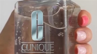 قشم مارت - ژل آبرسان دراماتیکالی کلینیک فاقد چربی