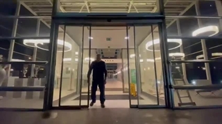 درب اتوماتیک شیشه ای اسلایدینگ