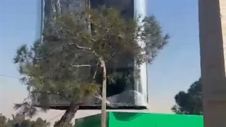 نصب تابلو با جرثقیل | اجاره جرثقیل نوین