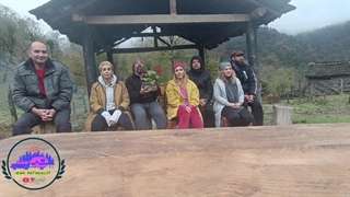 مسابقه خانوادگی  اگه میتونی نخند