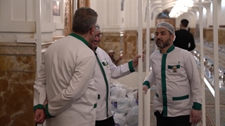 ما را کرمش داد ز هر قصه نجات / بر معرفت و مرام سلطان صلوات ...