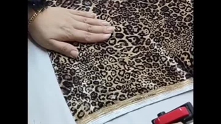 دوخت لباس با پارچه مخمل