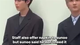 این برای خانم یانگ بگم که آقاییش حالش خوبه.....جونگوون و سونو در پارادا امروز....