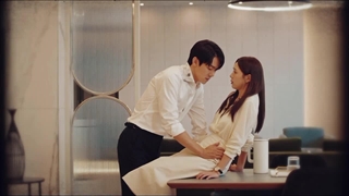 و مروری با یکی از قشنگترین و خاطره‌انگیز ترینها.... «وقتی که تلفن زنگ میخوره»