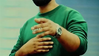 دانلود آهنگ وحید حسینی تو قشنگی مثل ماه