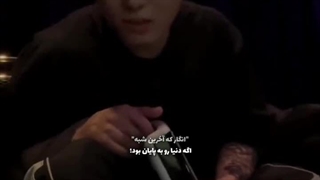 جونگوک: عاشق آهنگ که میخونه و صداش♡♡♡♡
