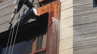 شستشوی نمای چوبی ترمیم رنگ چوب نما کل استان تهران و کرج 0912.25.77.948