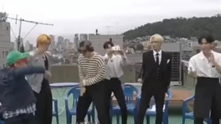 بقیه که فکر‌میکنن ایتیز ترسناکن و اما عادی ترین رفتارای ایتیز