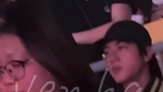 ویدیو های منتشر شده از جین در کنسرت جیهوپ پارت2