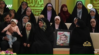 حضور خانواده شهید علی اصغر سلیمانی روزبهانی در برنامه قرآنی محفل - دفاع مقدس