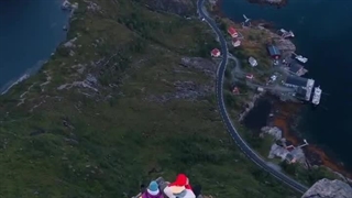 یکی از بدی‌های تنهایی اینه که کسی رو نداری باهاش بزنین به دل طبیعت:)