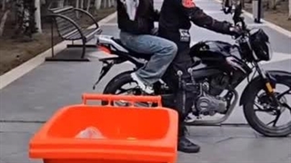 پرچم خنگا بالاستتتت